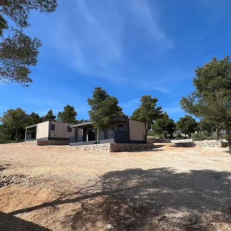 Luxury Mobile Kauai Hotel